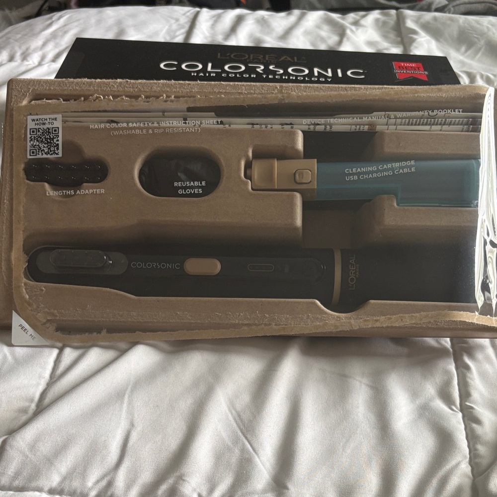 L'Oreal ColorSonic Hair Color Applicator in Black and Gold
